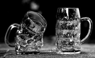 beer-mugs-2825071_1280.jpg