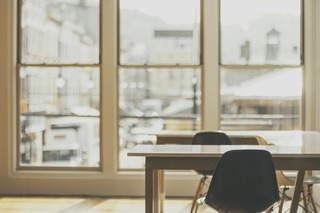 chairs-1838776_1280.jpg