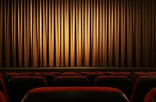 cinema-4609877_640.jpg