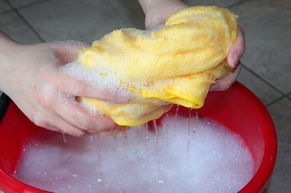 putz-bucket-1290951_640.jpg