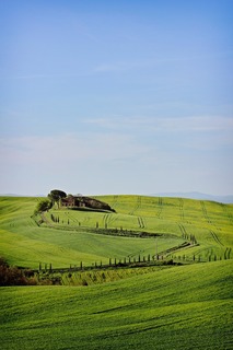 tuscany-5078088_1280.jpg